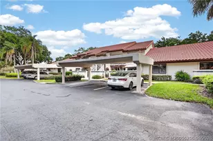 6031 SE Martinique Dr, Stuart, FL 34997 - Photo 5