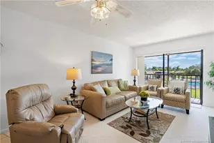 2013 NE Collins Cir, Jensen Beach, FL 34957 - Photo 15