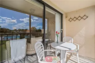 2013 NE Collins Cir, Jensen Beach, FL 34957 - Photo 31