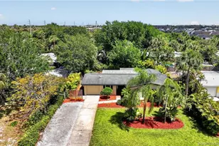 330 SW Winnachee Dr, Stuart, FL 34994 - Photo 47