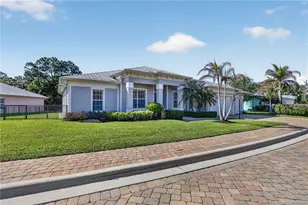 263 SW Cocoloba Way, Stuart, FL 34997 - Photo 5