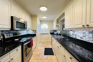 10044 S Ocean Dr, Jensen Beach, FL 34957 - Photo 9