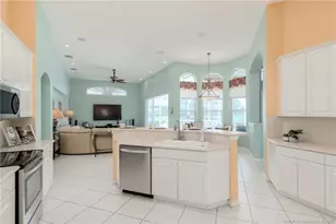 2216 SE Stonehaven Rd, Port Saint Lucie, FL 34952 - Photo 13