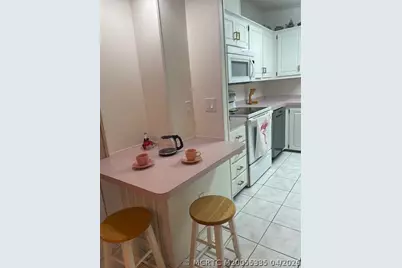 927 Nettles Boulevard, Jensen Beach, FL 34957 - Photo 9