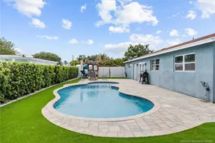 18945 SE Homewood Ave, Tequesta, FL 33469 - Photo 29