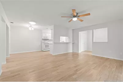 4047 NW Cinnamon Tree Circle, Jensen Beach, FL 34957 - Photo 9