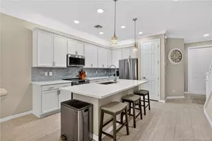 587 SW Glen Crest Way, Stuart, FL 34997 - Photo 5