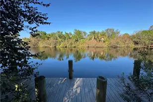 587 SW Glen Crest Way, Stuart, FL 34997 - Photo 43