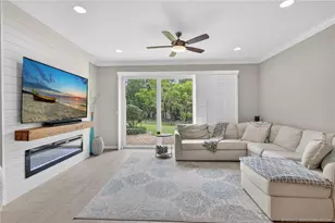 587 SW Glen Crest Way, Stuart, FL 34997 - Photo 17