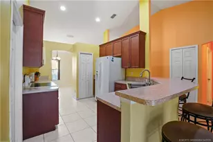 2009 SW Monterrey Ln, Port Saint Lucie, FL 34953 - Photo 5