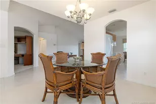 1527 SE Prestwick Ln, Port Saint Lucie, FL 34952 - Photo 9