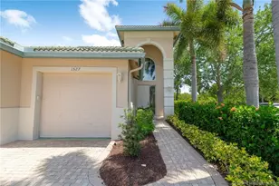 1527 SE Prestwick Ln, Port Saint Lucie, FL 34952 - Photo 3