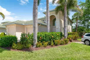 1527 SE Prestwick Ln, Port Saint Lucie, FL 34952 - Photo 1