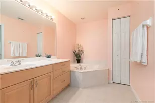 1527 SE Prestwick Ln, Port Saint Lucie, FL 34952 - Photo 15