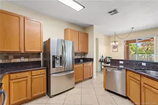5805 NW Breezy Brook Ct, Port Saint Lucie, FL 34986 - Photo 23