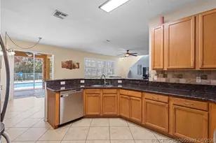 5805 NW Breezy Brook Ct, Port Saint Lucie, FL 34986 - Photo 21