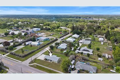 6285 SE Highland Avenue, Stuart, FL 34997 - Photo 23