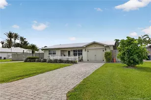 4844 SE Pilot Way, Stuart, FL 34997 - Photo 3
