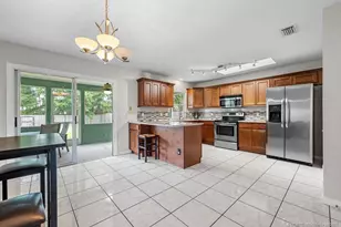 3143 SE Banyan St, Stuart, FL 34997 - Photo 7