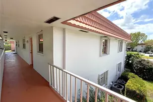 2600 SE Ocean Blvd, Stuart, FL 34996 - Photo 3