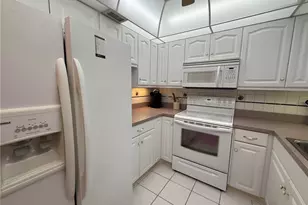 2600 SE Ocean Blvd, Stuart, FL 34996 - Photo 7