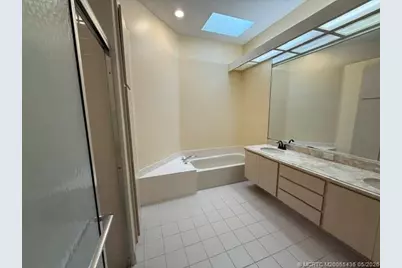 7461 SE Autumn Lane, Hobe Sound, FL 33455 - Photo 15