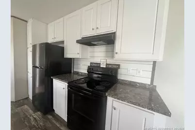 3357 W Mayaguana Lane, Lake Worth, FL 33462 - Photo 11