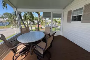 6120 Holly Ln, Lantana, FL 33462 - Photo 3