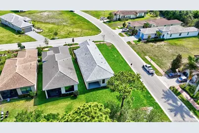 104 SE Strada Cervaro, Port Saint Lucie, FL 34952 - Photo 47