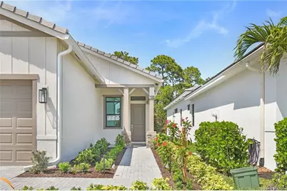 104 SE Strada Cervaro, Port Saint Lucie, FL 34952 - Photo 5