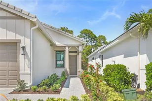 104 SE Strada Cervaro, Port Saint Lucie, FL 34952 - Photo 5