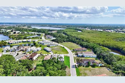 104 SE Strada Cervaro, Port Saint Lucie, FL 34952 - Photo 47