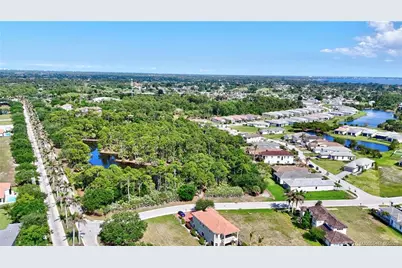 104 SE Strada Cervaro, Port Saint Lucie, FL 34952 - Photo 37