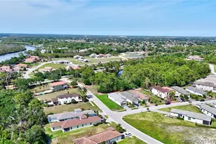 104 SE Strada Cervaro, Port Saint Lucie, FL 34952 - Photo 39