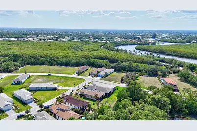 104 SE Strada Cervaro, Port Saint Lucie, FL 34952 - Photo 49