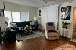 6201 Holly Ln, Lantana, FL 33462 - Photo 9