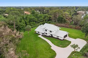 2001 SW Racquet Club Dr, Palm City, FL 34990 - Photo 3