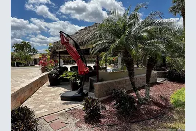 440 NW Sandtrap Lane, Port Saint Lucie, FL 34986 - Photo 11
