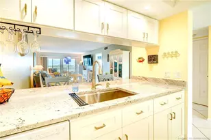40 NE Plantation Rd, Stuart, FL 34996 - Photo 7