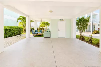 252 NE Ebbtide Way, Jensen Beach, FL 34957 - Photo 9
