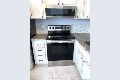 1225 NW 21st Street #14-140, Stuart, FL 34994 - Photo 3