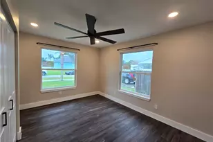 5968 SE Avalon Dr, Stuart, FL 34997 - Photo 15