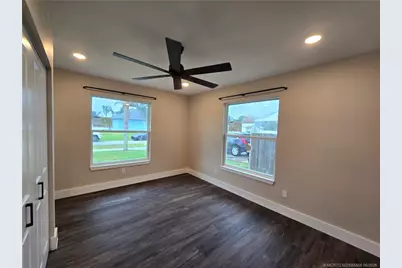 5968 SE Avalon Drive, Stuart, FL 34997 - Photo 11