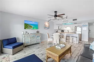 379 NE Tradewind Ln, Stuart, FL 34996 - Photo 11