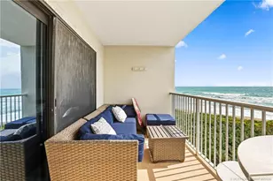 379 NE Tradewind Ln, Stuart, FL 34996 - Photo 23