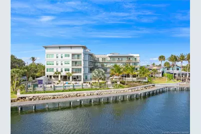 41 SW Seminole Street #208, Stuart, FL 34994 - Photo 1