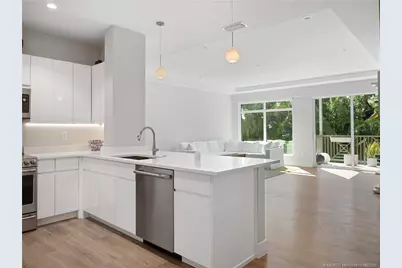 41 SW Seminole Street #208, Stuart, FL 34994 - Photo 7