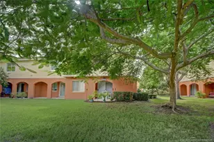 44 SE Sedona Cir, Stuart, FL 34994 - Photo 5
