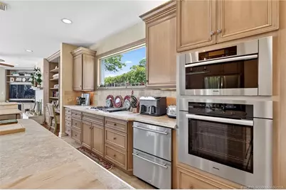 6600 SE Barrington Drive, Stuart, FL 34997 - Photo 25