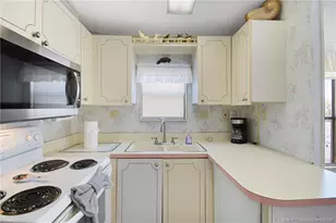 10701 S Ocean Dr, Jensen Beach, FL 34957 - Photo 29